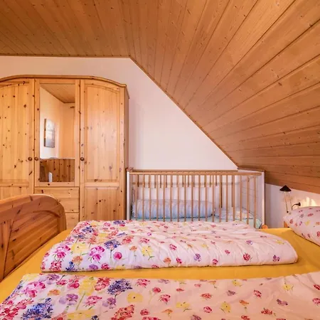 Ferienhof Dachsberg Weitblick * Bermatingen